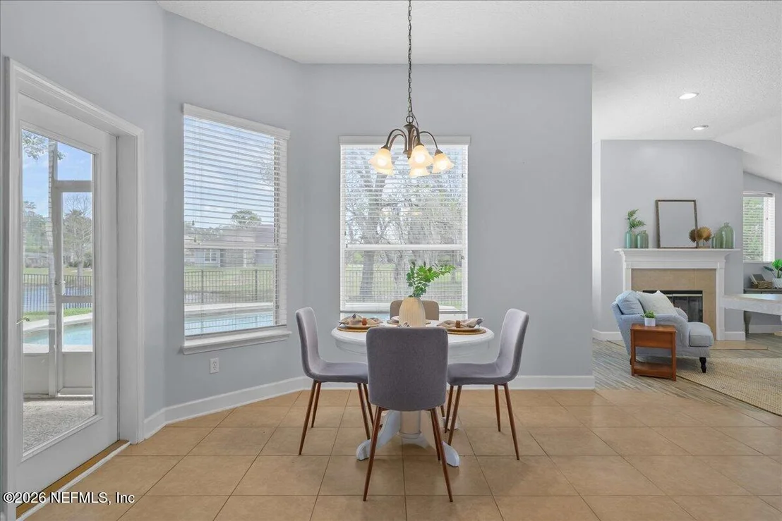 Photo of 13637 CHIPPERFIELD Lane