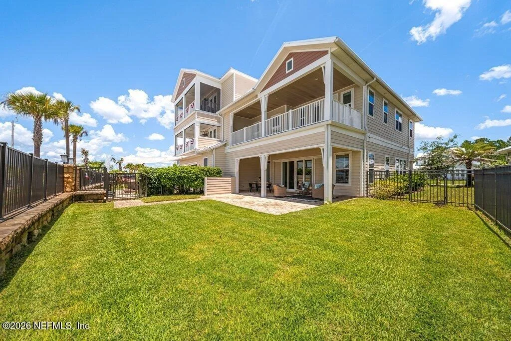 Photo of 457 MARQUESA Circle