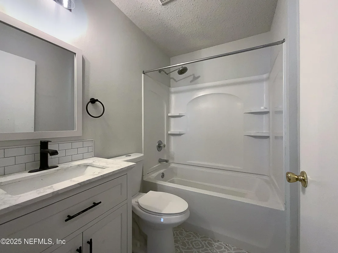 Photo of 823 WYNFIELD Circle