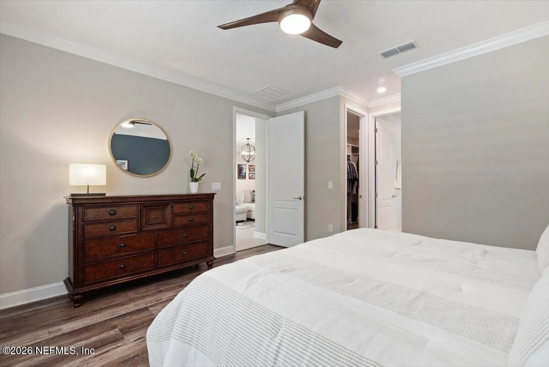 Photo of 472 GLORIETA Drive