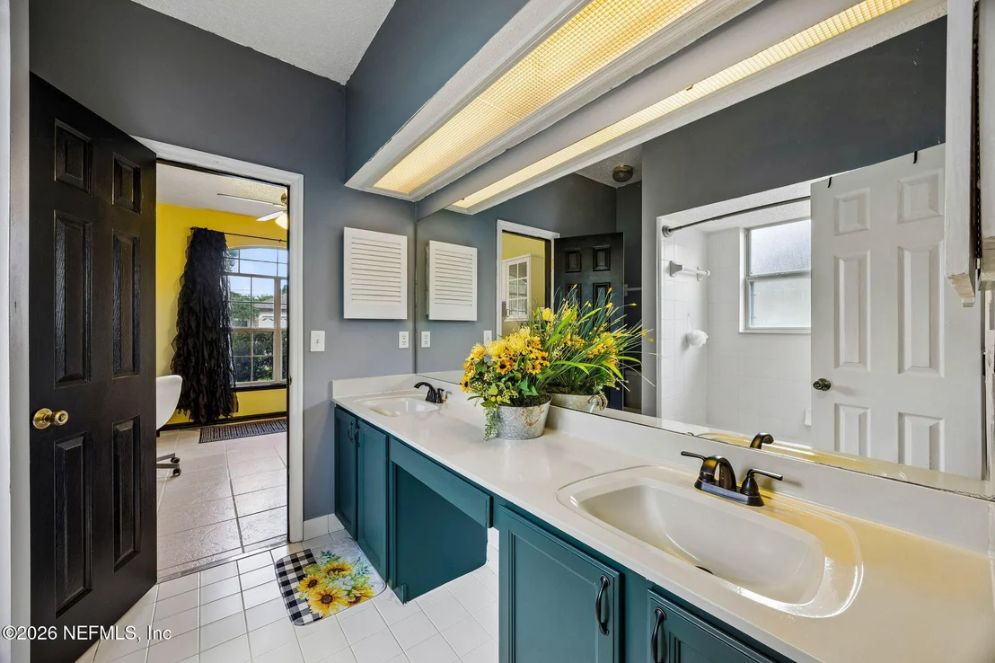 Photo of 1537 MAPLE LEAF Lane