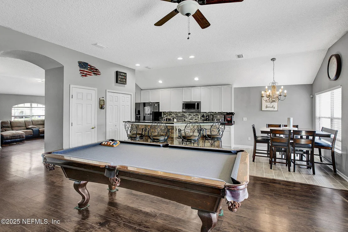 Photo of 1709 WINDOVER Place