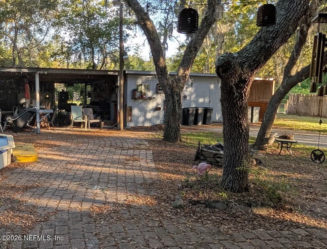 Photo of 105 ILLINOIS Drive