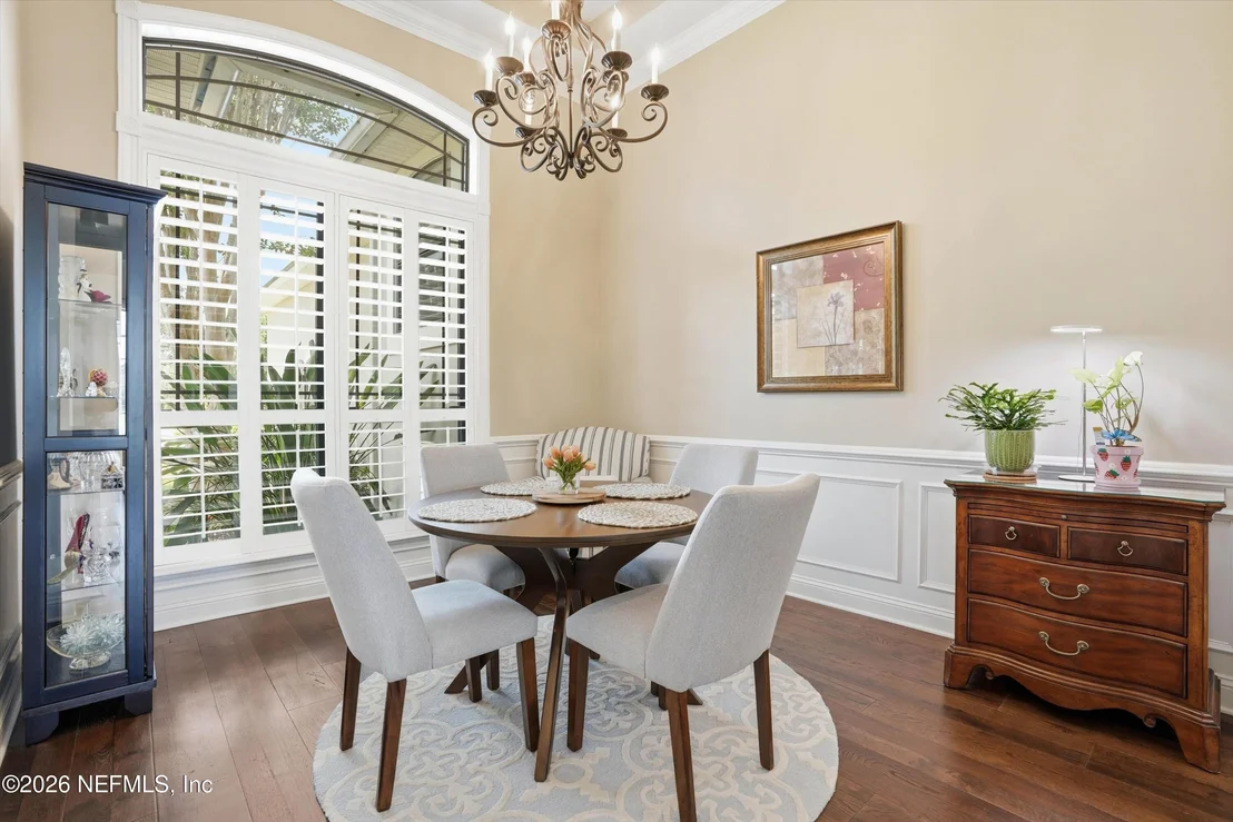 Photo of 430 SUMMERSET Drive