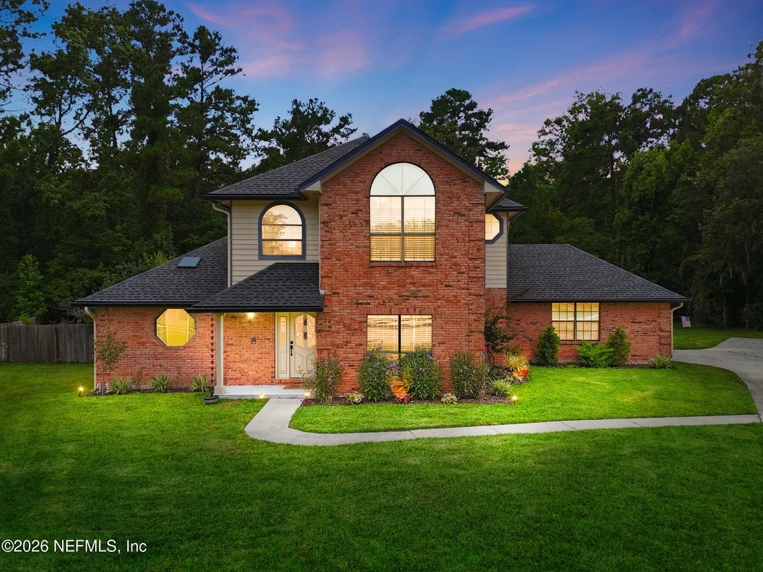 Photo of 668 FINGAL Drive