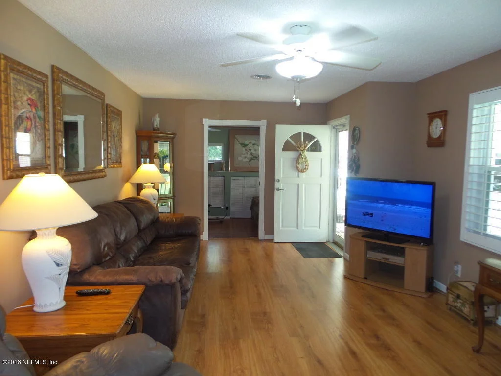 Photo of 7081 CATLETT Road