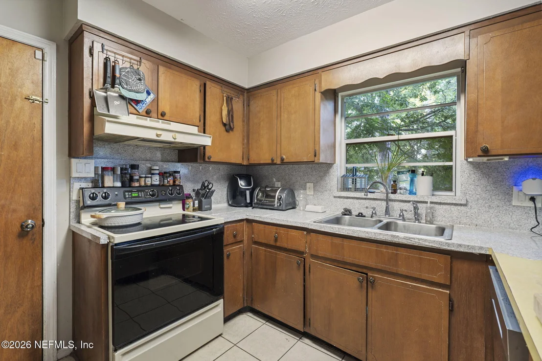 Photo of 286 EVERGREEN Lane