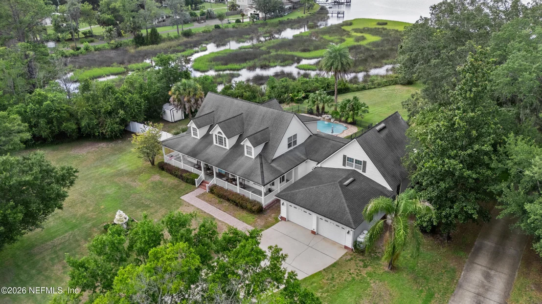Photo of 1045 CEDAR BAY Road