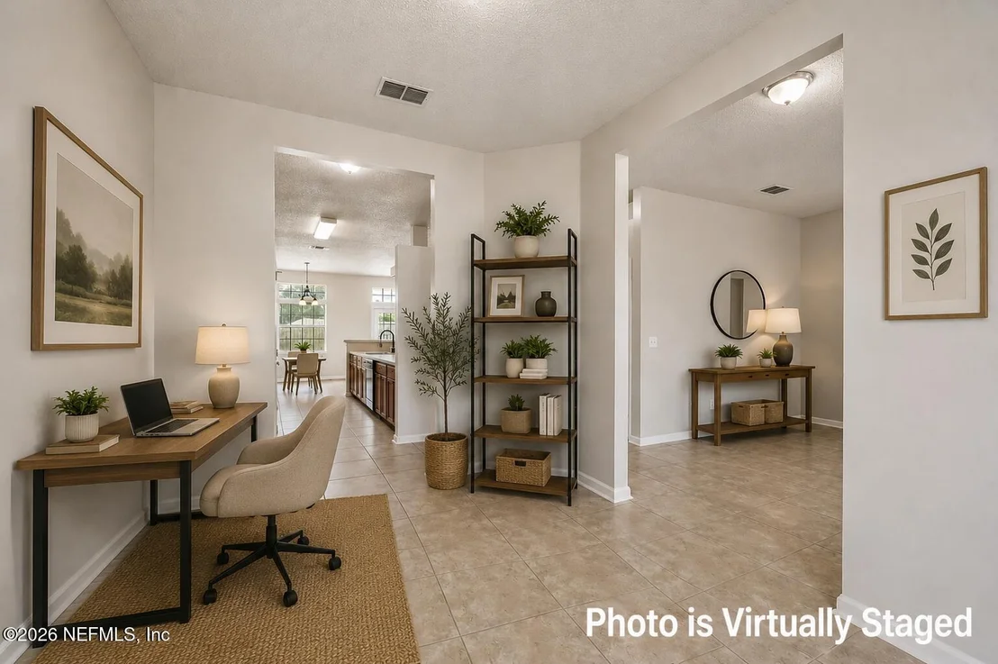 Photo of 476 HILLSIDE Drive