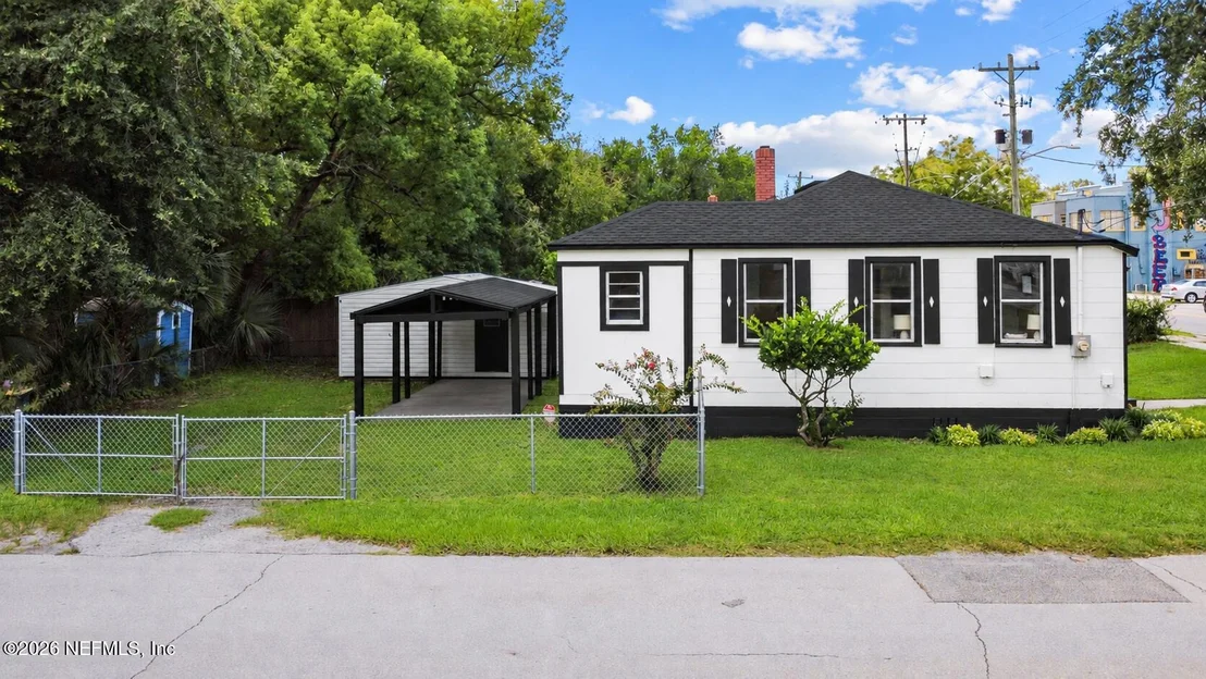 Photo of 703 KING Street