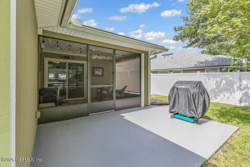 Photo of 972 BECKINGHAM Drive