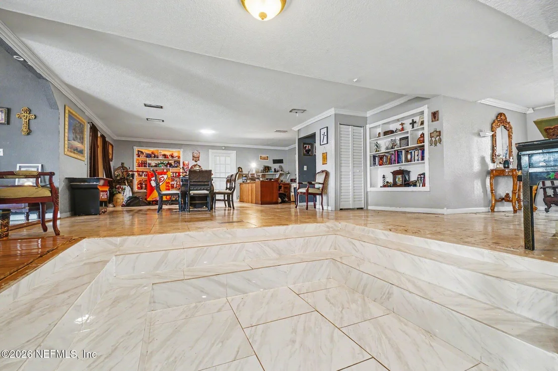 Photo of 6964 RAMOTH Drive