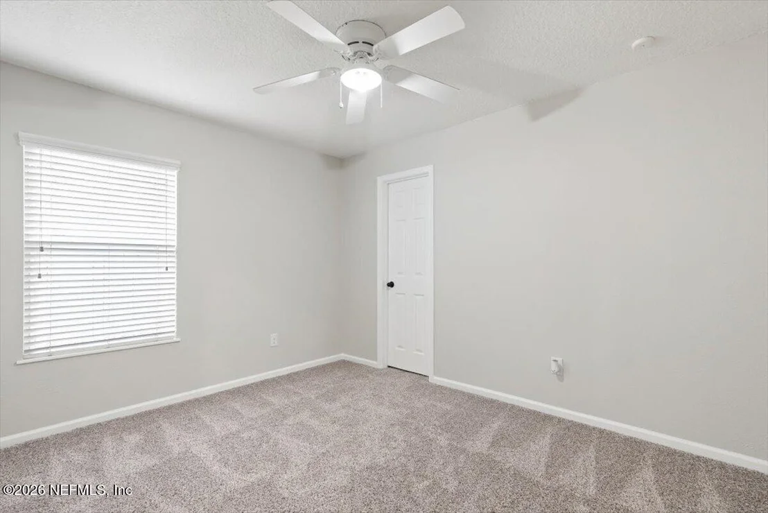Photo of 6237 SYRINGA Lane