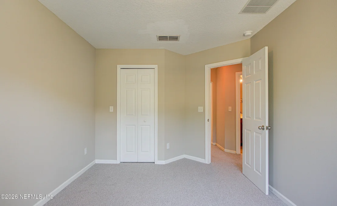 Photo of 40 HOWLAND Drive