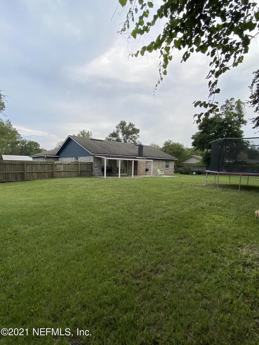 Photo of 205 BLAKELEY Court