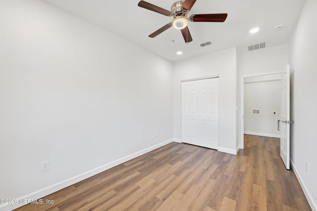 Photo of 115 SIESTA Circle