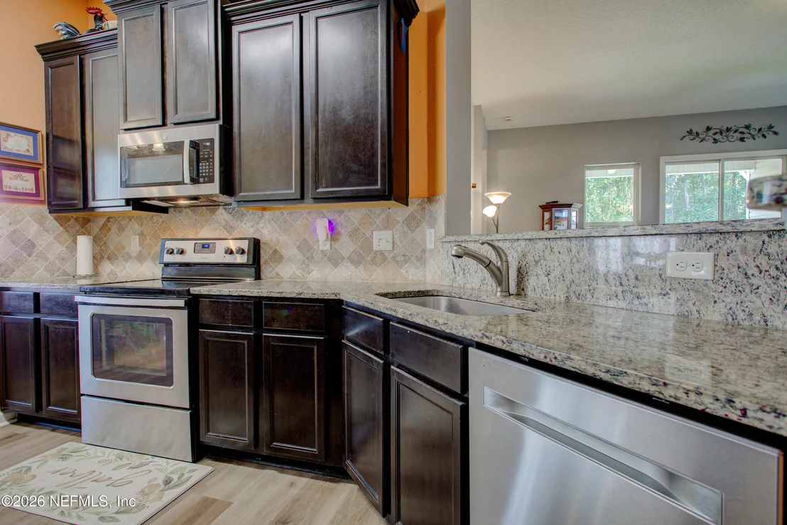 Photo of 10106 SANDLER Road