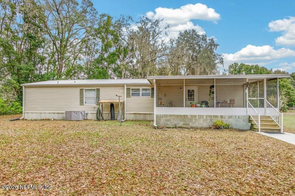 Photo of 207 CABOT Lane