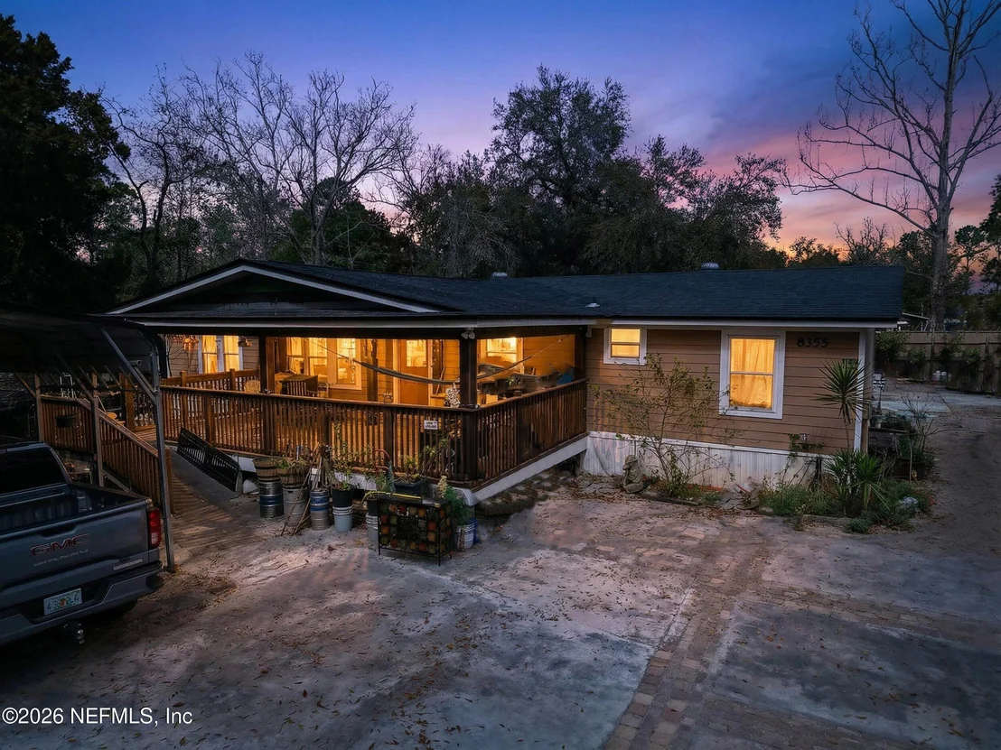 Photo of 8355 NUSSBAUM Drive