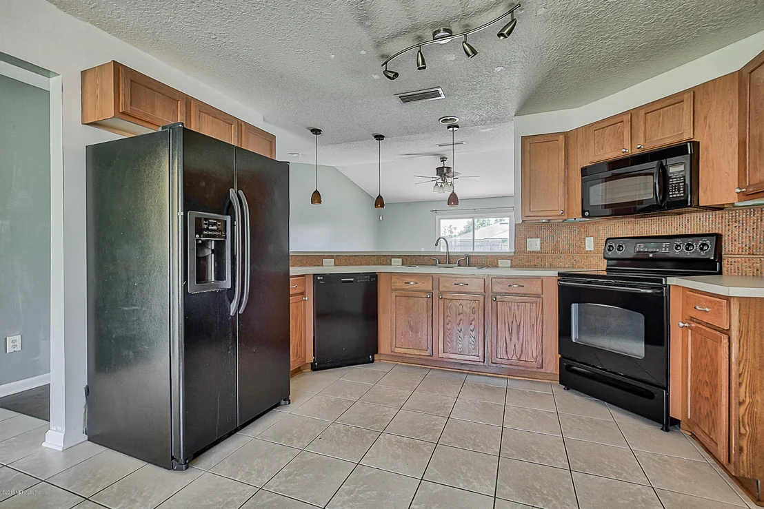 Photo of 45301 INGLEHAM Circle