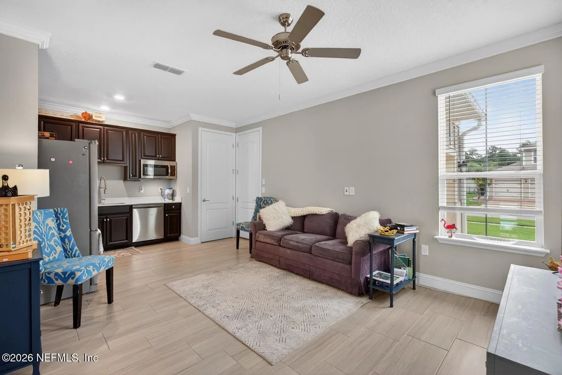 Photo of 612 GLORIETA Drive