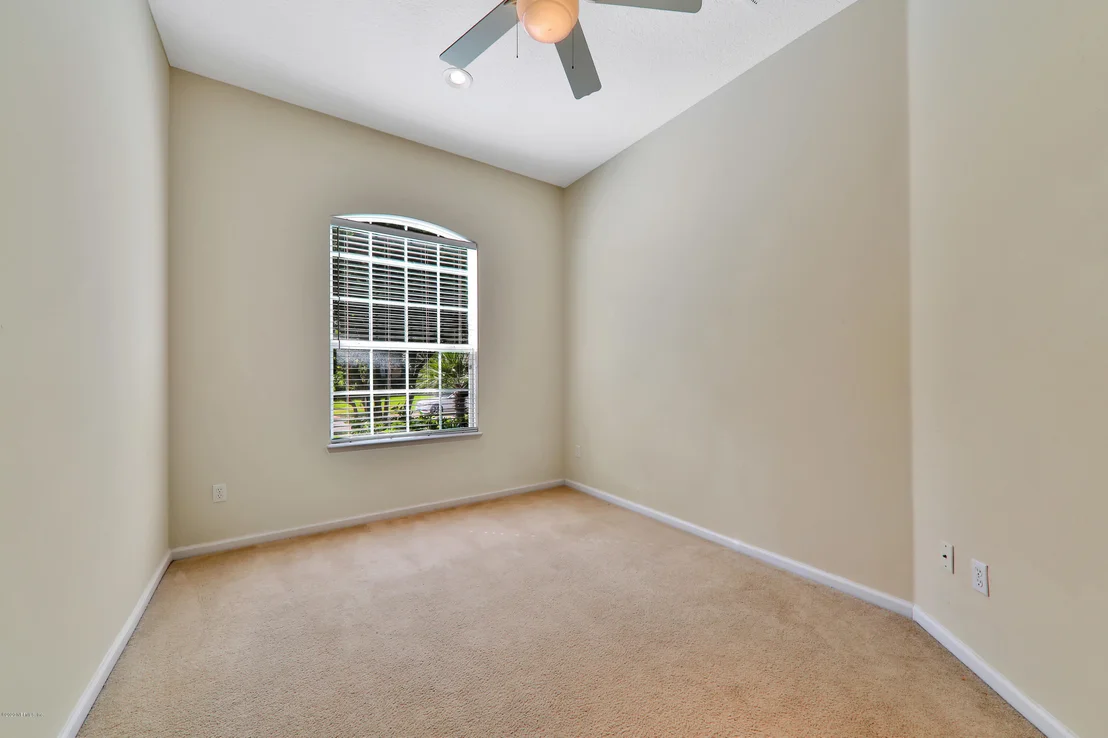 Photo of 804 RILEY Lane