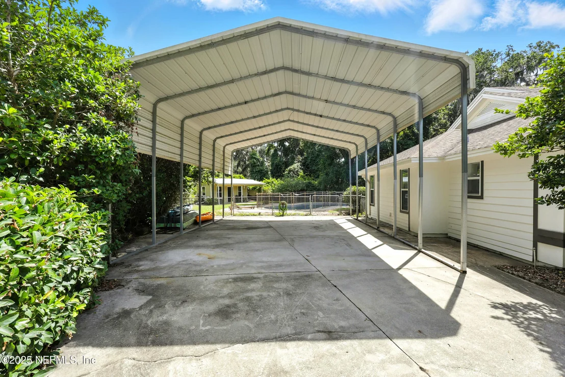 Photo of 5220 RIVER PARK VILLAS Drive