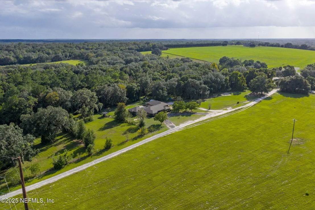 Photo of 105 DAIRY Road