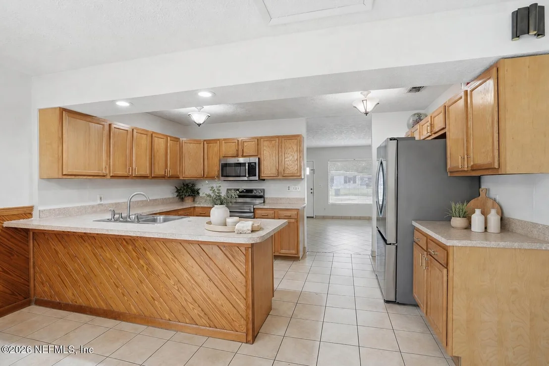 Photo of 6258 SPRING FOREST Circle