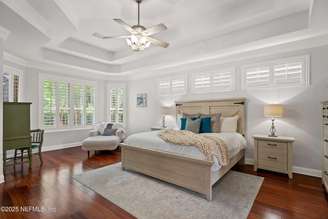 Photo of 389 SUMMERSET Drive