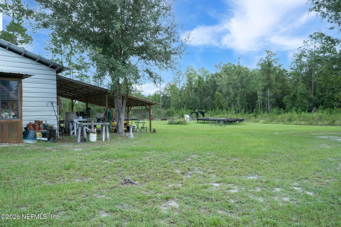 Photo of 272785 MURRHEE Road