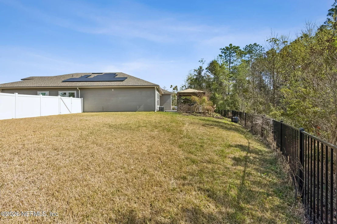 Photo of 225 CLOVERBROOK Road