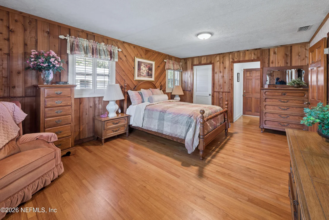Photo of 1191 JOHNS Drive
