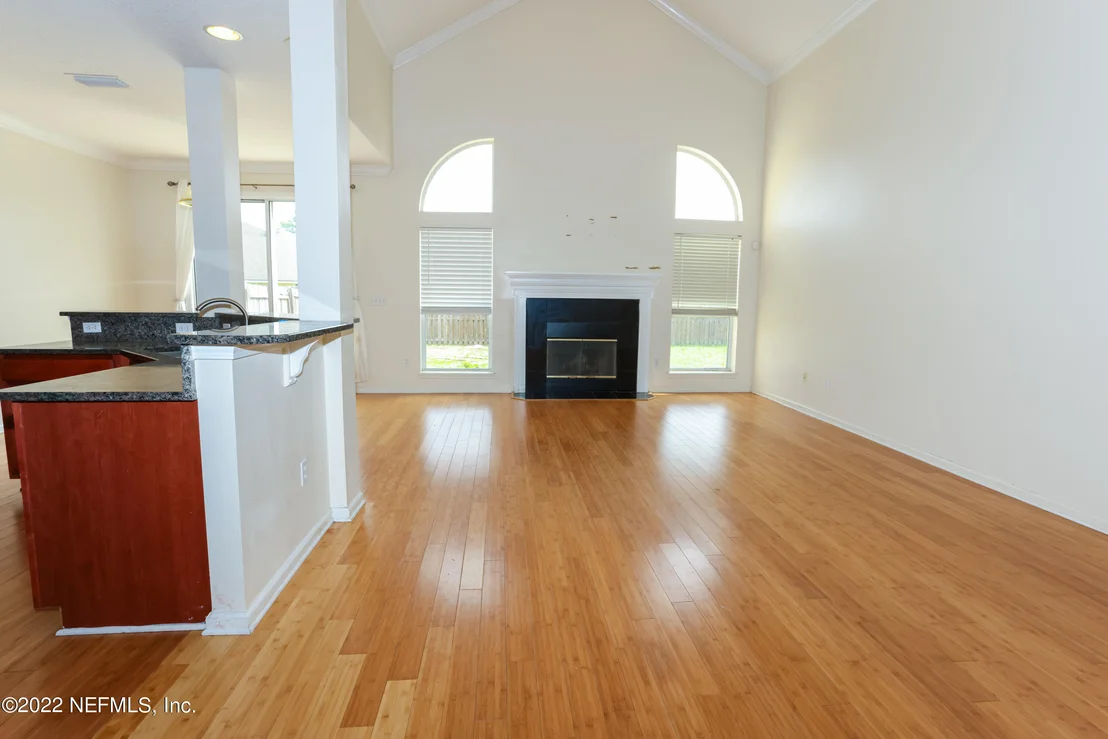 Photo of 903 THOROUGHBRED Drive