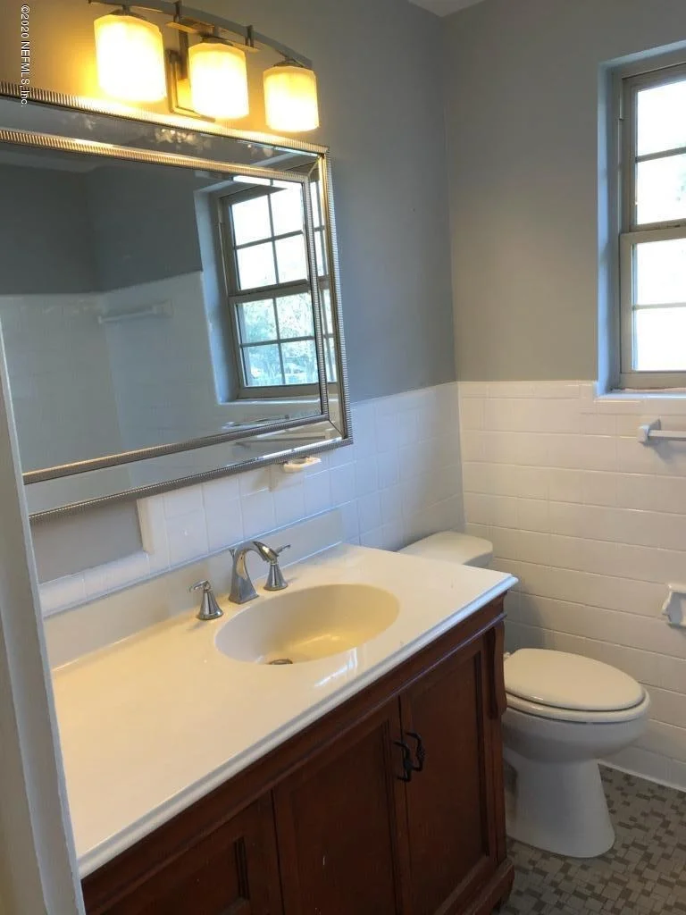 Photo of 5023 PERRINE Drive