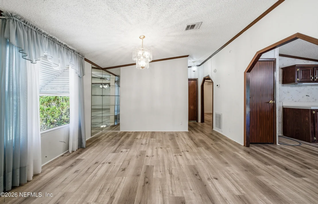 Photo of 13701 MACAPA Road