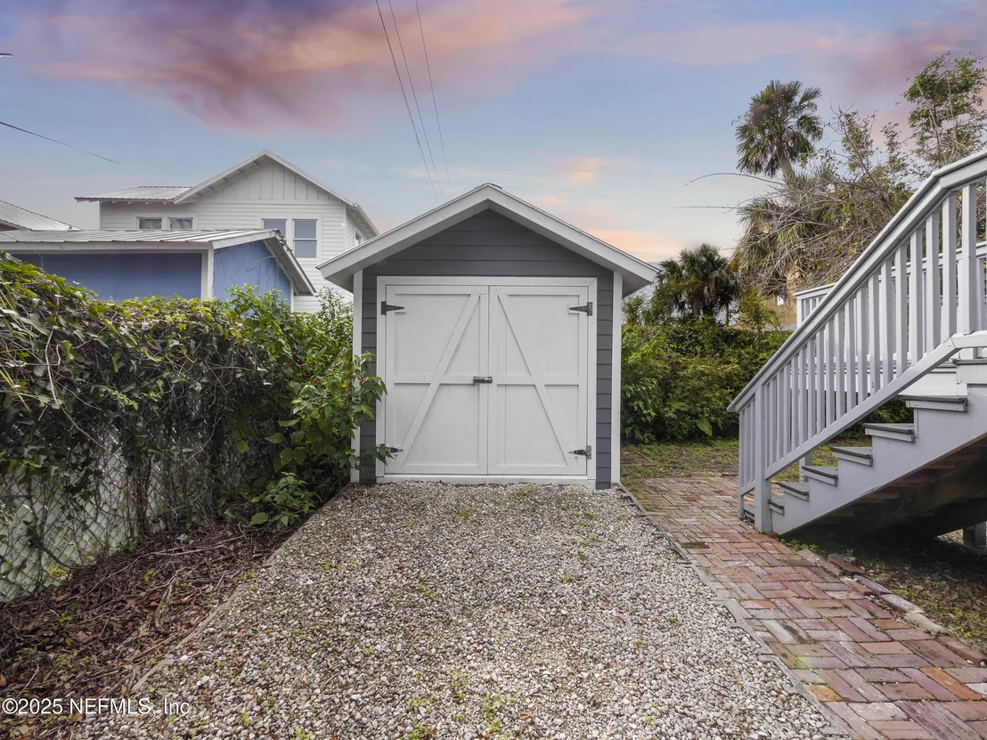 Photo of 66 WEEDEN Street