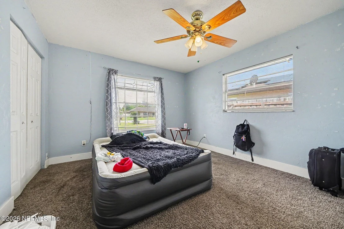 Photo of 1180 BALFOUR Drive