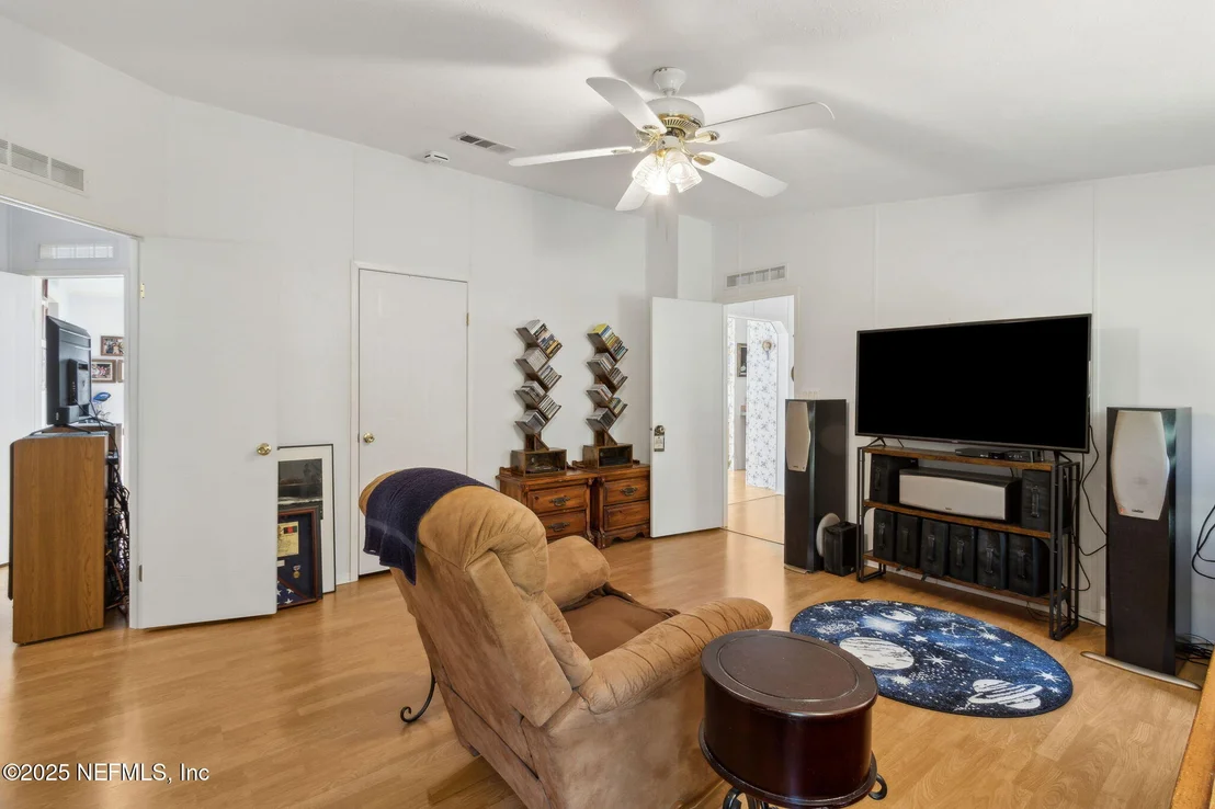 Photo of 115 PRIDGEON Street