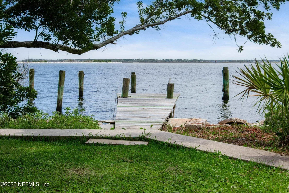 Photo of 8912 HECKSCHER Drive