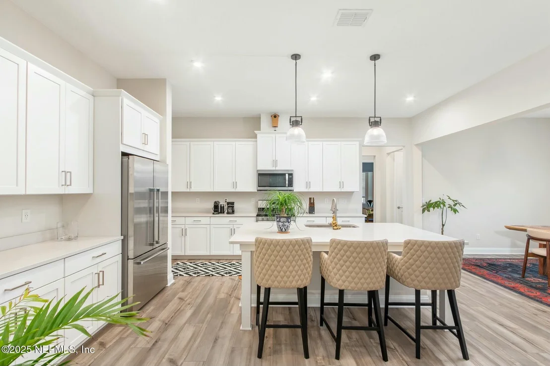 Photo of 226 SILKGRASS Place