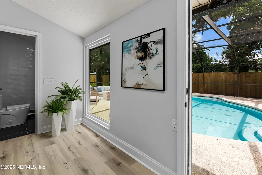 Photo of 1529 FERNDALE Place