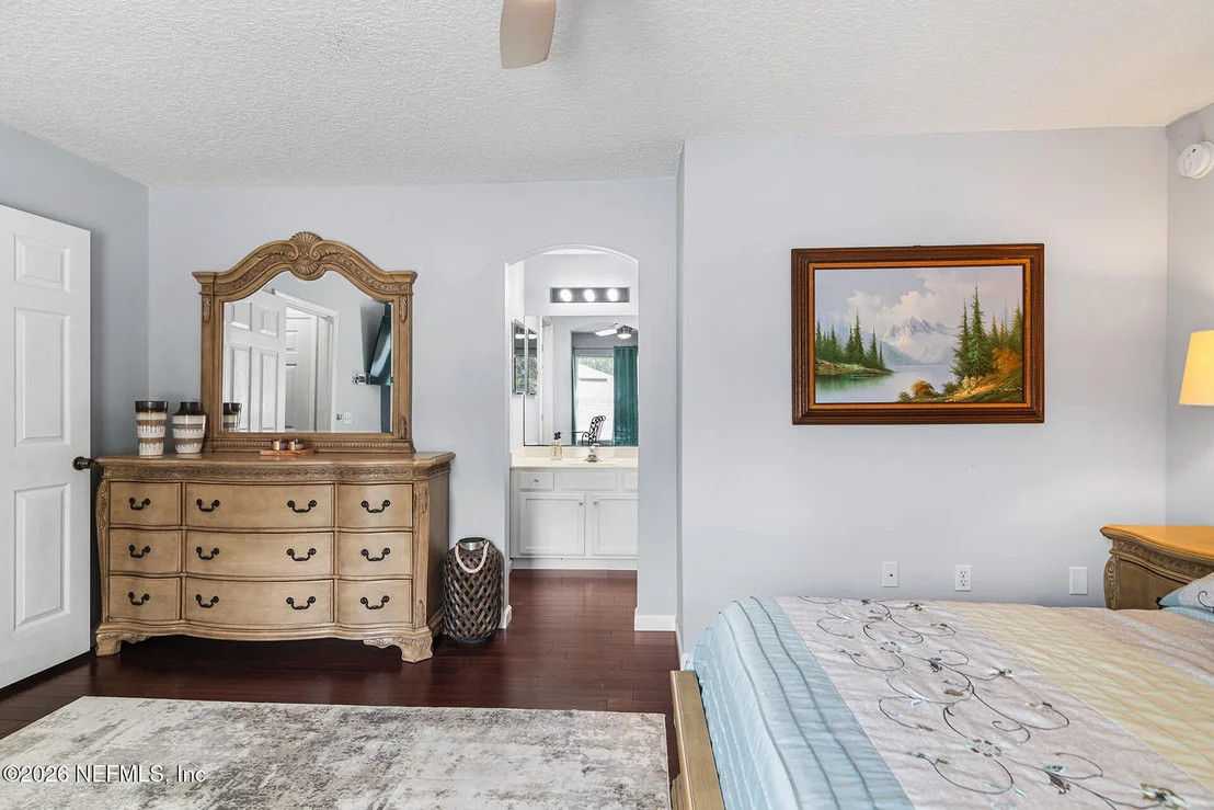 Photo of 204 CONNER Court
