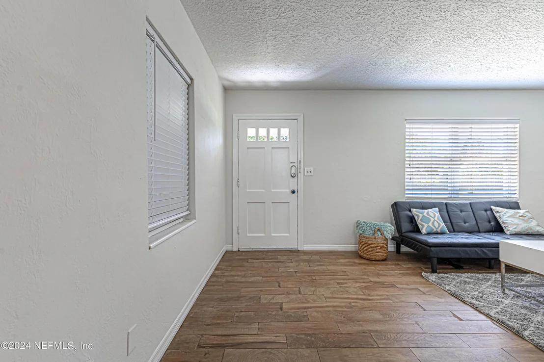 Photo of 6154 TEMPLE Road