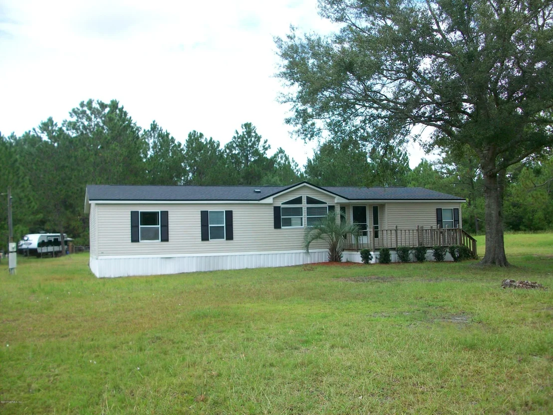 Photo of 44501 PINEBREEZE Boulevard