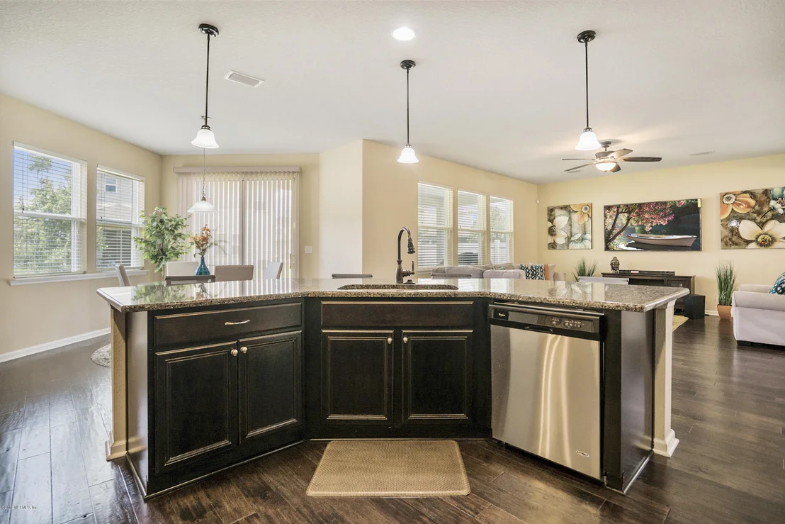 Photo of 15898 HUTTON Lane