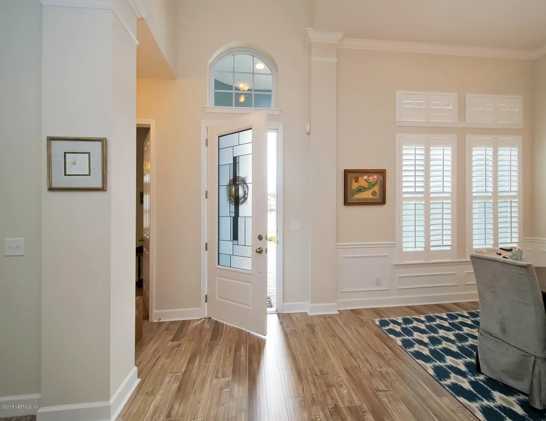 Photo of 453 EAGLE ROCK Drive