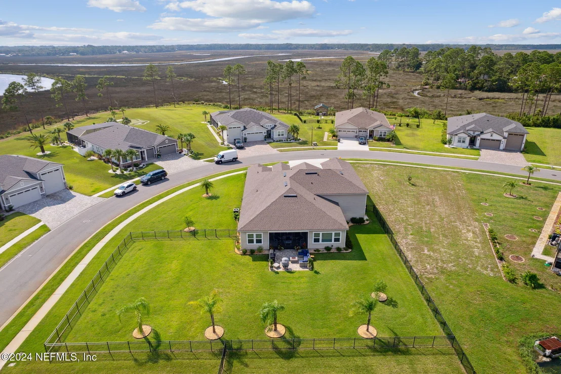 Photo of 85475 FALL RIVER Parkway