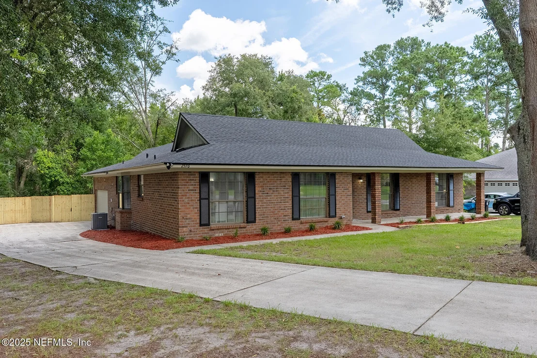 Photo of 2576 BOTTOMRIDGE Drive