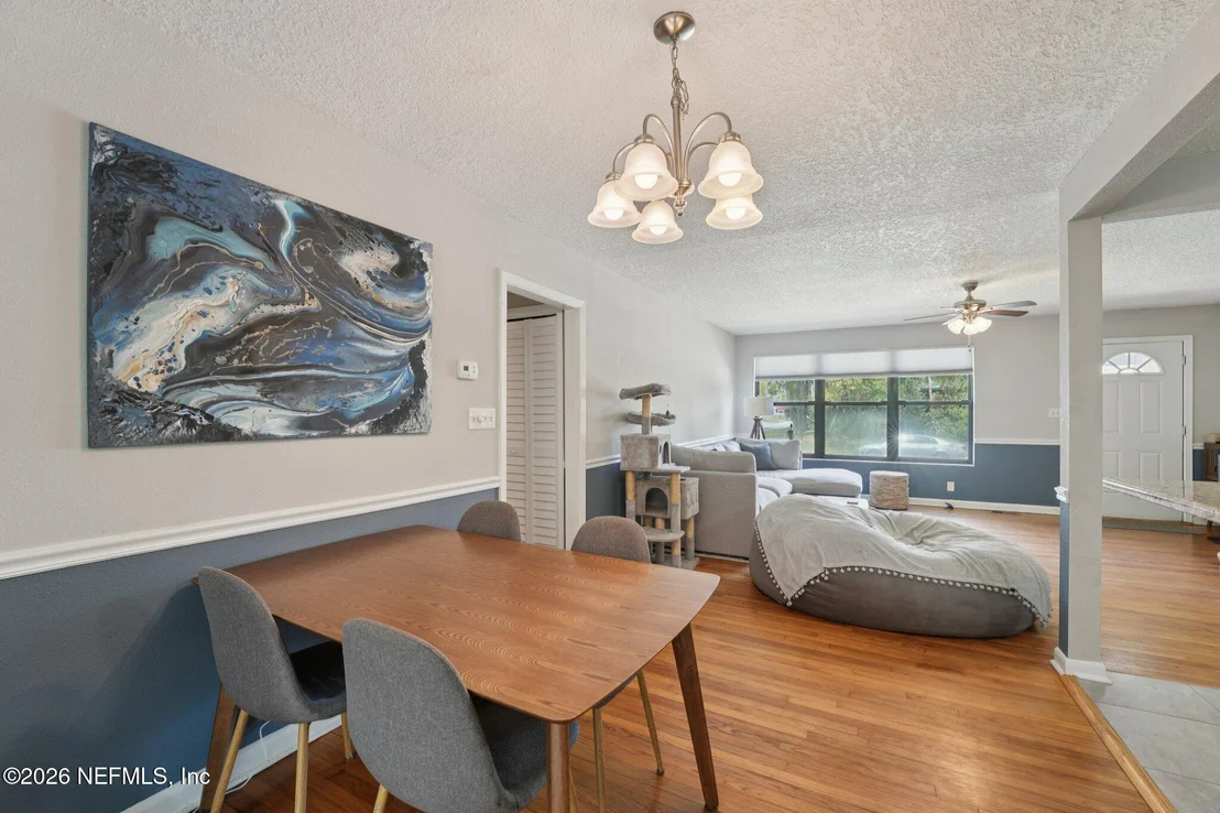 Photo of 5112 OAKSIDE Drive